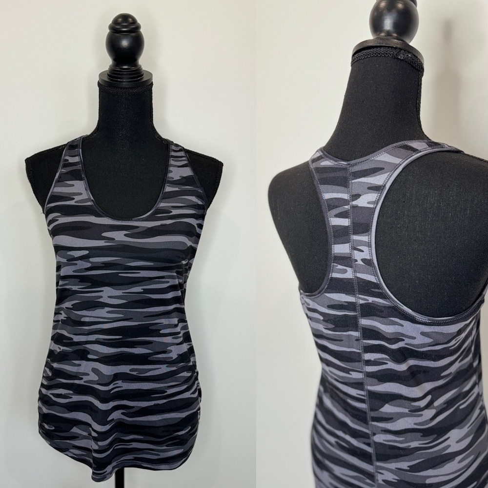 Old Navy Active Go-Dry Gray Camo Tank (M)